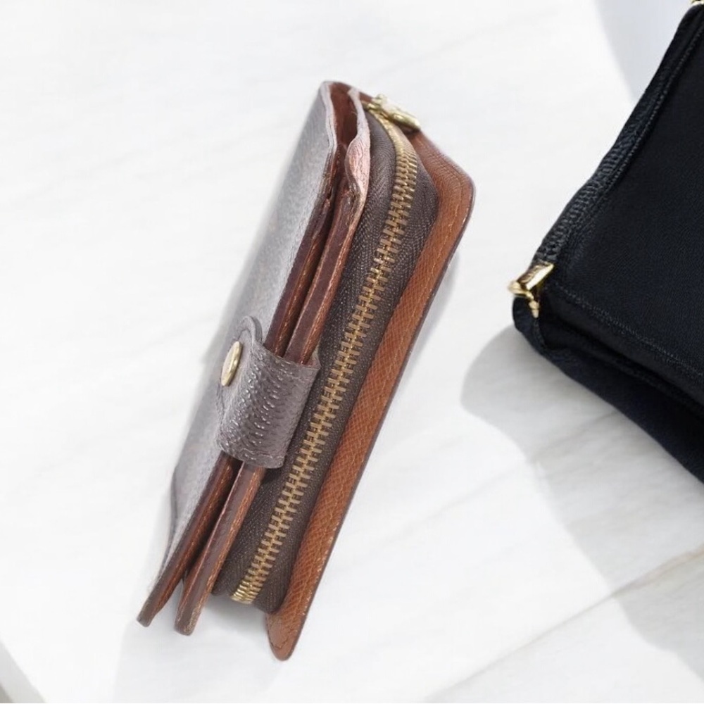 Louis Vuitton LV Monogram Bi-Fold Wallet Leather PVC Brown Used Auth 8B12330 - Picture 5 of 12